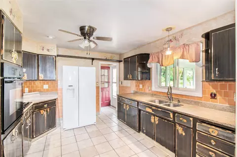 Kitchen - 3225 Wellman, Parma, MI 49269 photo 1 of 1