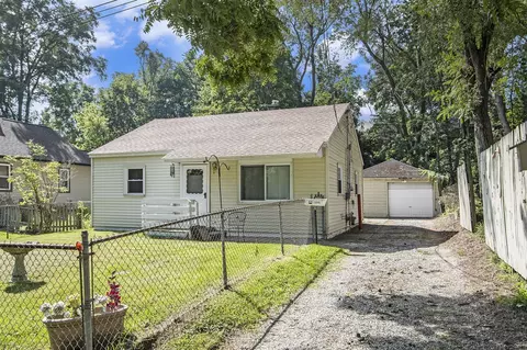 139 Pierce, Kalamazoo, MI 49001