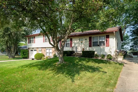 6102 Campus Park 6104, Grand Rapids, MI 49508