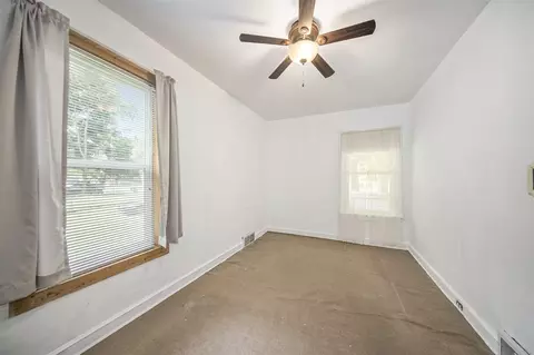 Bedroom - 2405 Crest, Jackson, MI 49203 photo 1 of 3