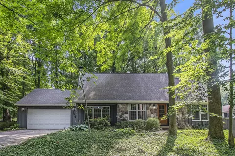 1802 Tupelo, Holt, MI 48842