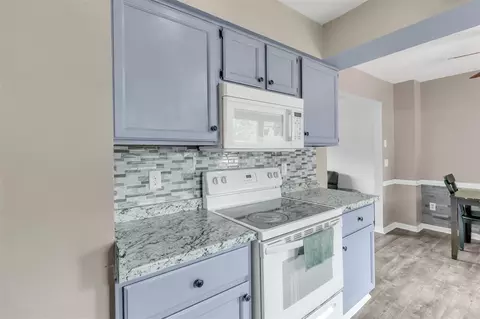 Kitchen - 5727 Laporte, Lansing, MI 48911 photo 3 of 3