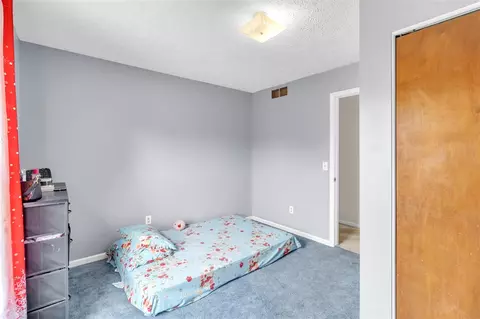 Bedroom - 5727 Laporte, Lansing, MI 48911 photo 2 of 6