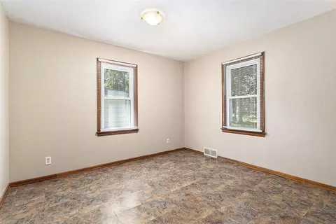 Bedroom - 367 N 29th, Springfield, MI 49037 photo 1 of 2