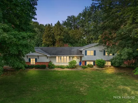 1974 Greenwoods, Jenison, MI 49428