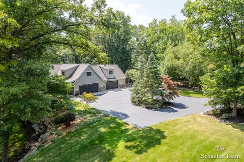 10677 Alamoe, Belding, MI 48809