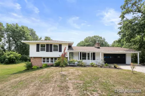 14788 Leonard, Spring Lake, MI 49456