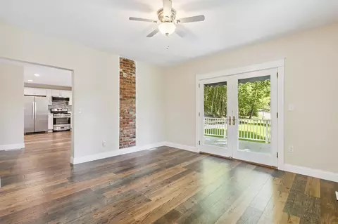 Living - 818 E Main, Ionia, MI 48846 photo 6 of 7