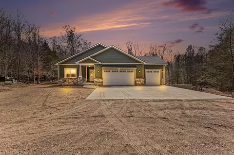 10 Morton, Montague, MI 49437