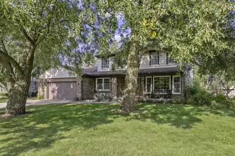 21944 Rossdale, Northville, MI 48167