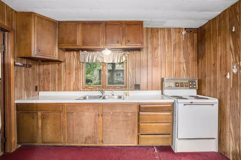 1423 Smith, Buchanan, MI 49107 photo 10
