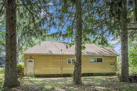 1423 Smith, Buchanan, MI 49107 photo 19