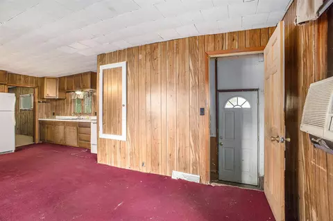 1423 Smith, Buchanan, MI 49107 photo 7