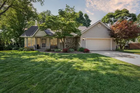 227 Phoenix, Plainwell, MI 49080