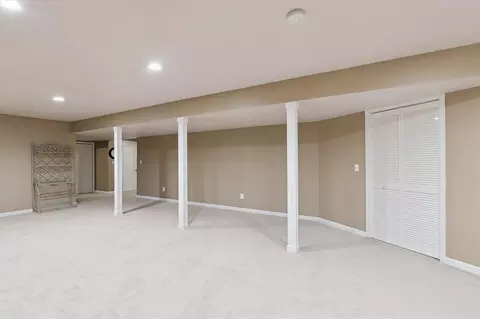 227 Phoenix, Plainwell, MI 49080 photo 36