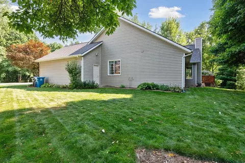 227 Phoenix, Plainwell, MI 49080 photo 37