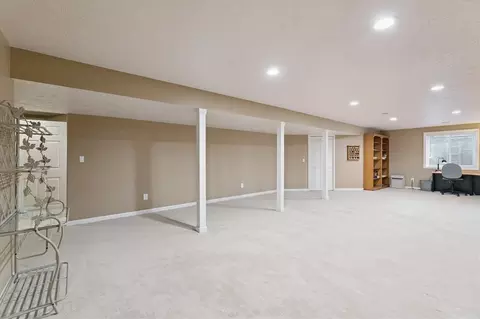 227 Phoenix, Plainwell, MI 49080 photo 33