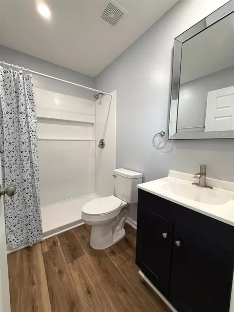 Bath - 632 Spring, Three Rivers, MI 49093 photo 2 of 2