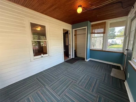Exterior - 255 N Hawley, Lyons, MI 48851 photo 3 of 4