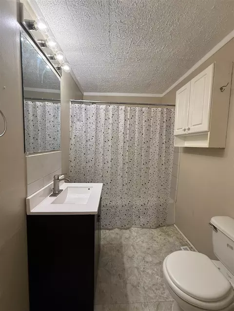 Bath - 255 N Hawley, Lyons, MI 48851 photo 1 of 1
