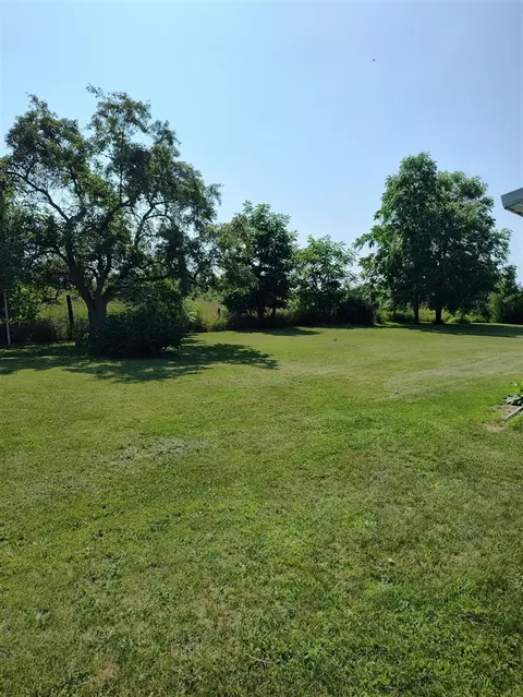 404 Euclid, Mcbain, MI 49657 photo 5