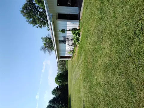 404 Euclid, Mcbain, MI 49657 photo 6