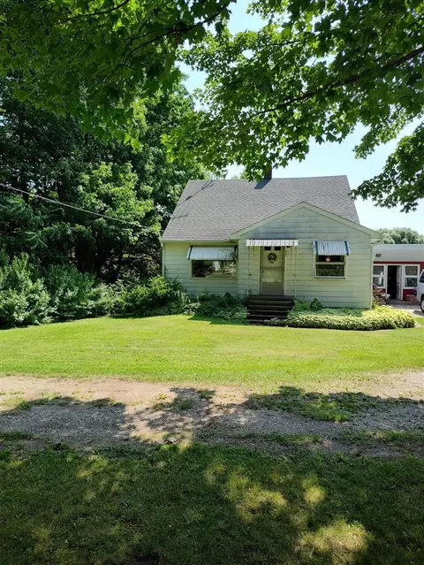 404 Euclid, Mcbain, MI 49657