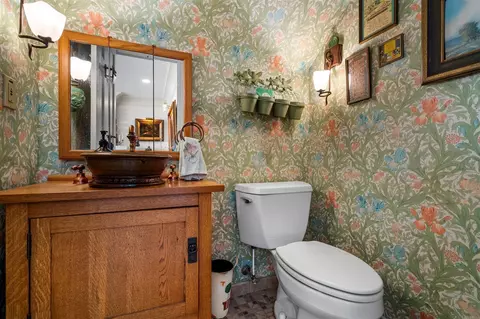Bath - 13826 Rustic, Gregory, MI 48137 photo 1 of 4