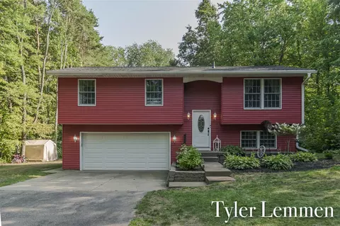 10640 Osborn, Grand Haven, MI 49417