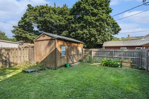 Exterior - 310 W Three, Three Rivers, MI 49093 photo 6 of 6
