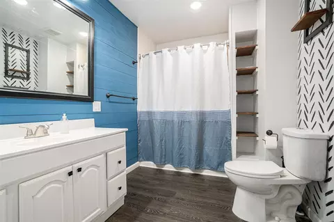 Bath - 21 S 15th St, Niles, MI 49120 photo 1 of 1