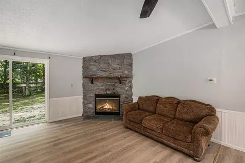 Living - 318 E Bellevue, Stanton, MI 48888 photo 3 of 3