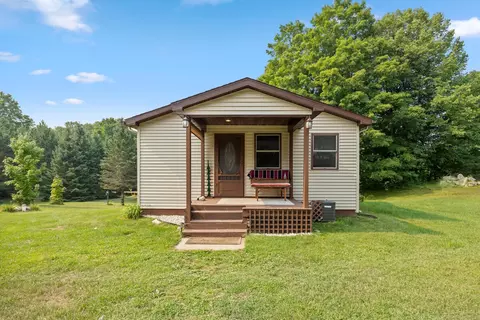 11290 E 7 Mile, Tustin, MI 49688