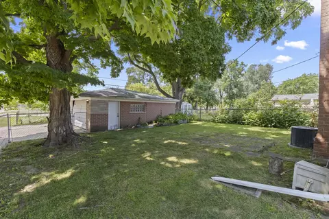 Exterior - 32609 Linderman, Warren, MI 48093 photo 3 of 4