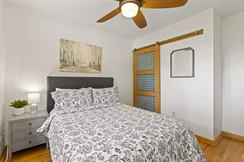 Bedroom - 32609 Linderman, Warren, MI 48093 photo 3 of 5