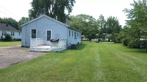 Exterior - 1775 Oak, Monroe, MI 48161 photo 2 of 4