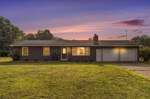 10700 1st, Otsego, MI 49078