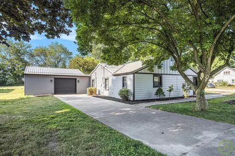 3632 Knapp, Grand Rapids, MI 49525