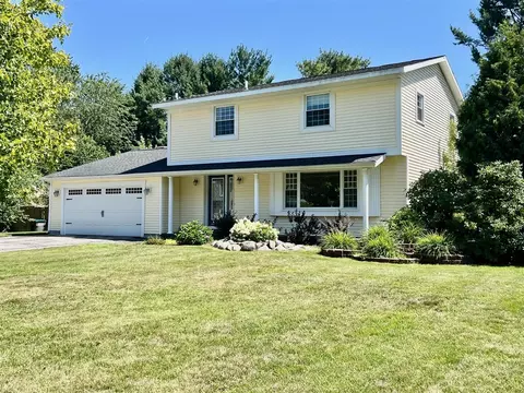 1885 Shorewood, Norton Shores, MI 49441