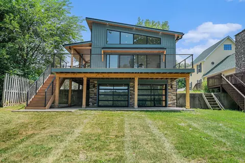 65276 W Peninsula, Cassopolis, MI 49031