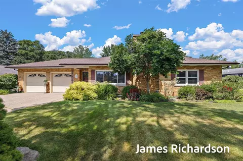 533 Park, Grand Haven, MI 49417