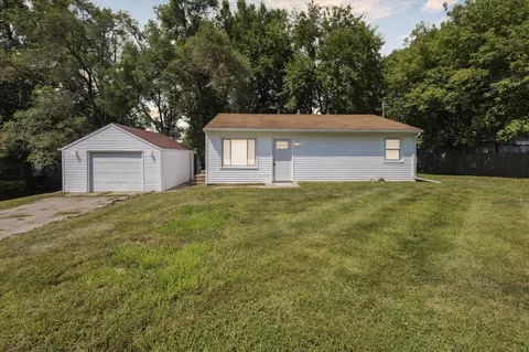 906 Floyd, Jackson, MI 49203