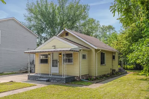 1210 E Bernhard, Hazel Park, MI 48030