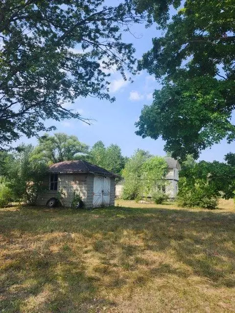 Exterior - 5890 109th, Pullman, MI 49450 photo 3 of 4