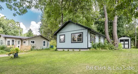 Exterior - 738 W Mohawk, White Cloud, MI 49349 photo 2 of 9