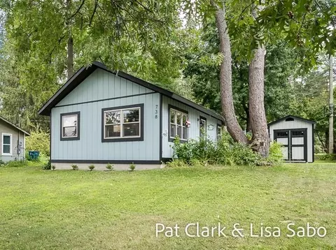 738 W Mohawk, White Cloud, MI 49349