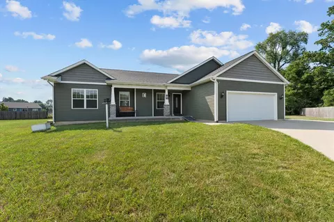 71304 Ilean, Edwardsburg, MI 49112