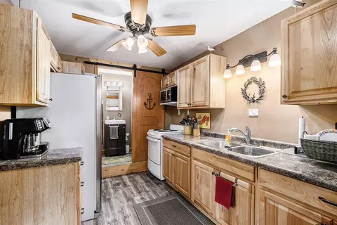 Kitchen - 51130 Maple, Marcellus, MI 49067 photo 1 of 2