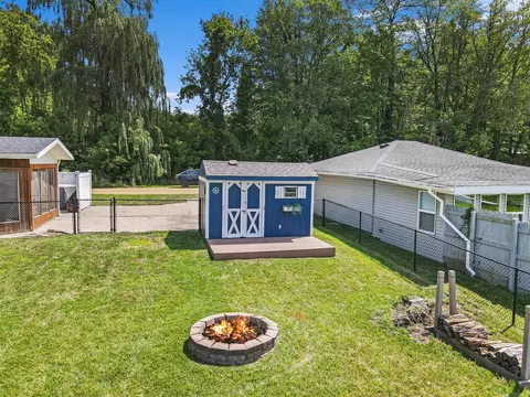 Exterior - 51130 Maple, Marcellus, MI 49067 photo 12 of 16