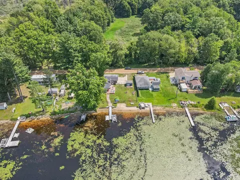 View/Area - 51130 Maple, Marcellus, MI 49067 photo 2 of 7
